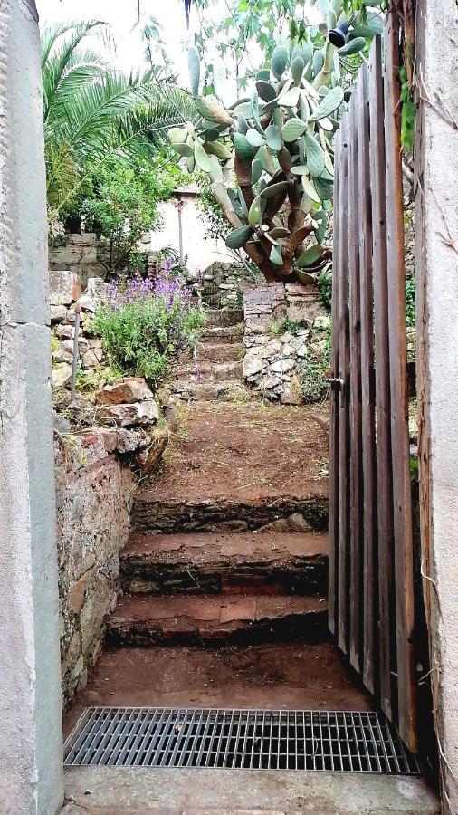 Ferienwohnung La Casina Di Alice Marciana Marina  Exterior foto